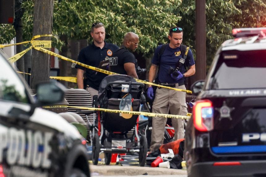 Suspected Gunman Arrested After Killing At Least 6 At Chicago July 4 ...