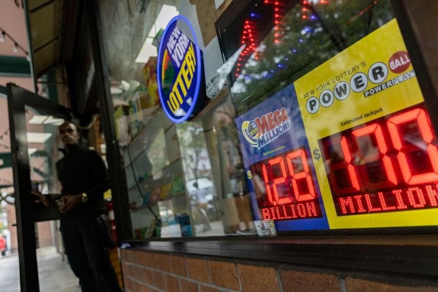 US Lottery Player Wins Jackpot Topping $1.8 Billion | The Straits Times