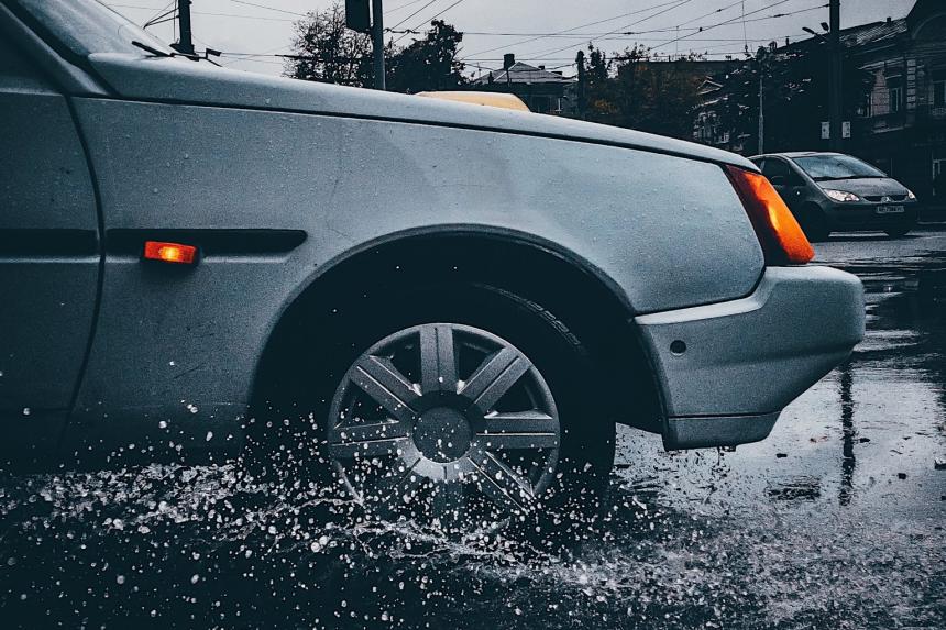 Torque Shop Should traction control be turned off on wet roads? The