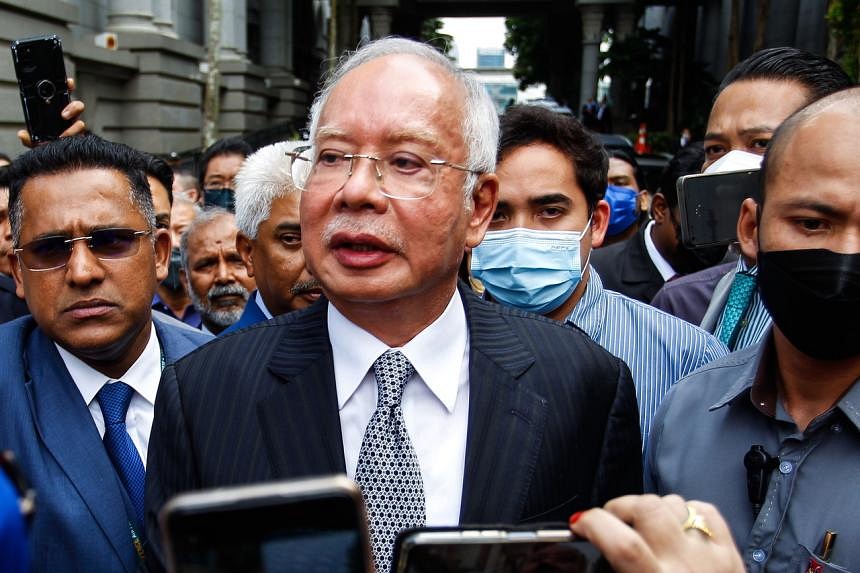 Malaysia Ex-PM Najib Begins 12-year Jail Sentence After Failing To ...