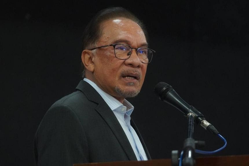 Don't Bow To Pressure Over When To Hold Election, Anwar Warns Malaysia ...