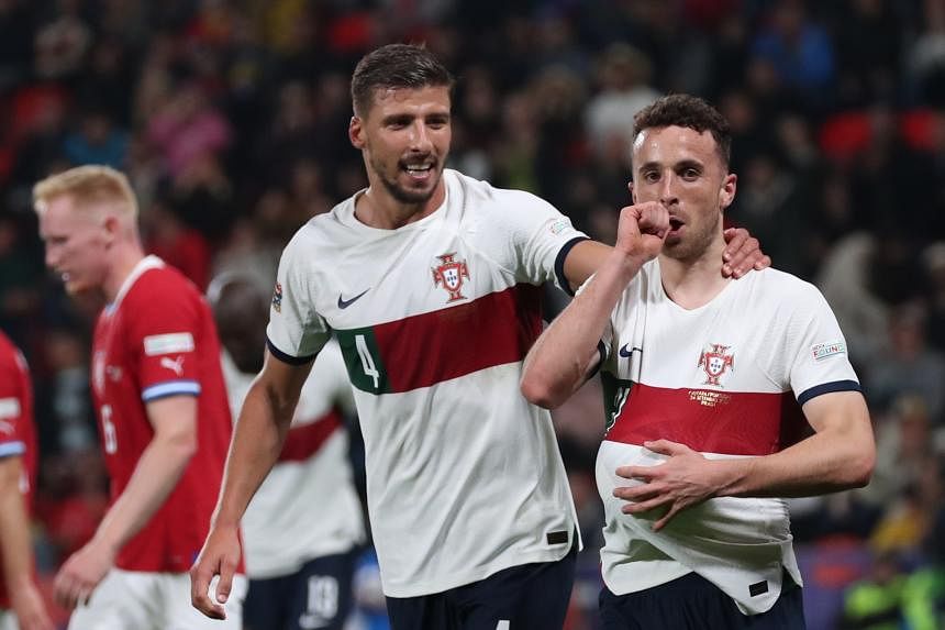 Futebol: Portugal comemora vitória por 4-0 sobre os checos na Liga das Nações