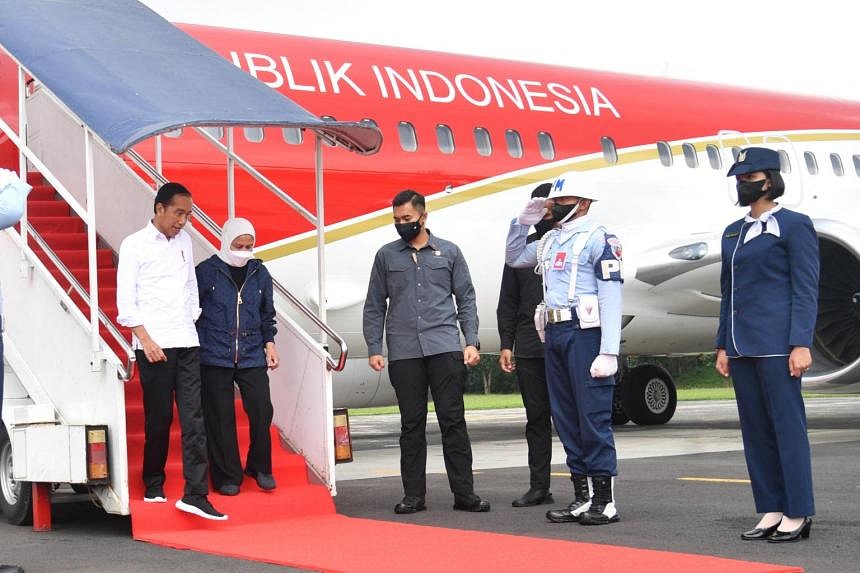 Indonesian president Jokowi visits Malang after deadly stadium stampede ...