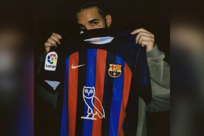 Barcelona celebrate rapper Drake with shirt logo in Clasico The