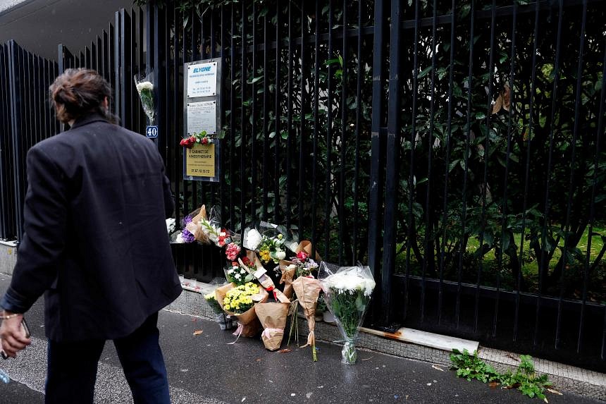 Neighbours Pay Tribute To 12 Year Old Girl Murdered In Paris The   FRANCE CRIME ASSAULT CHILDREN INQUIRY 113108 0 