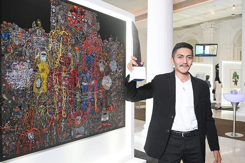 Thailand's Chomrawi Suksom wins UOB Painting of the Year award