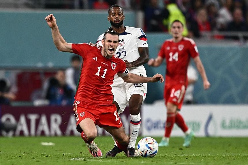 Fifa 2022 World Cup: USA v Wales - Gareth Bale penalty grabs share