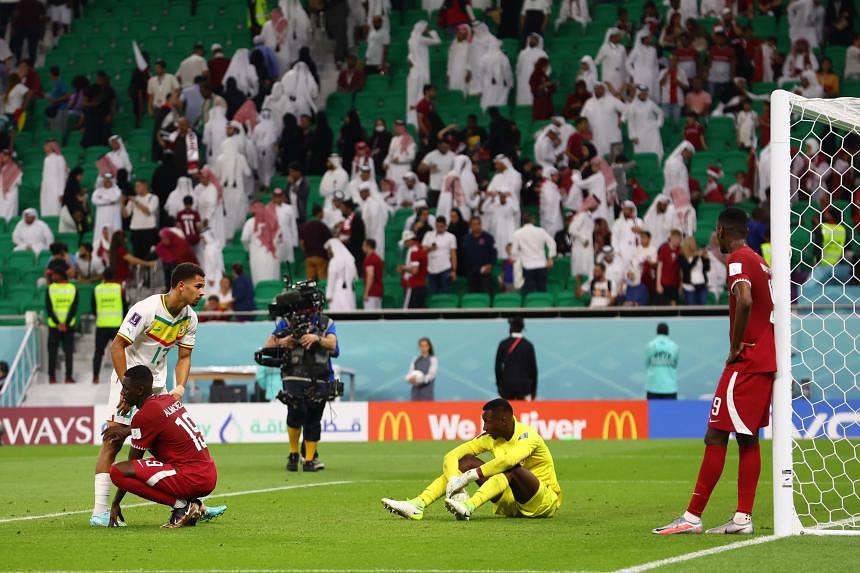 Qatar lose 3-1 to Senegal, host nearing World Cup exit