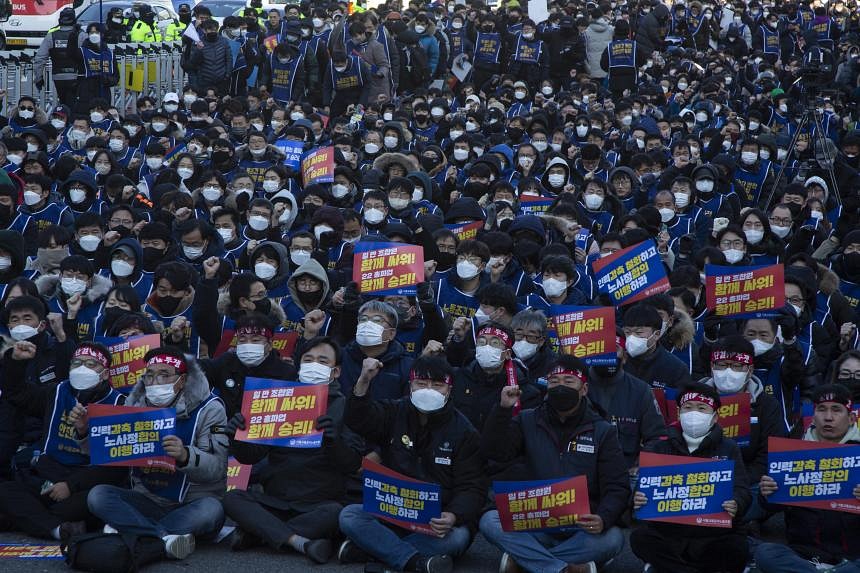 South Korea’s Labour Woes Deepen As Subway Workers Join Truckers In ...