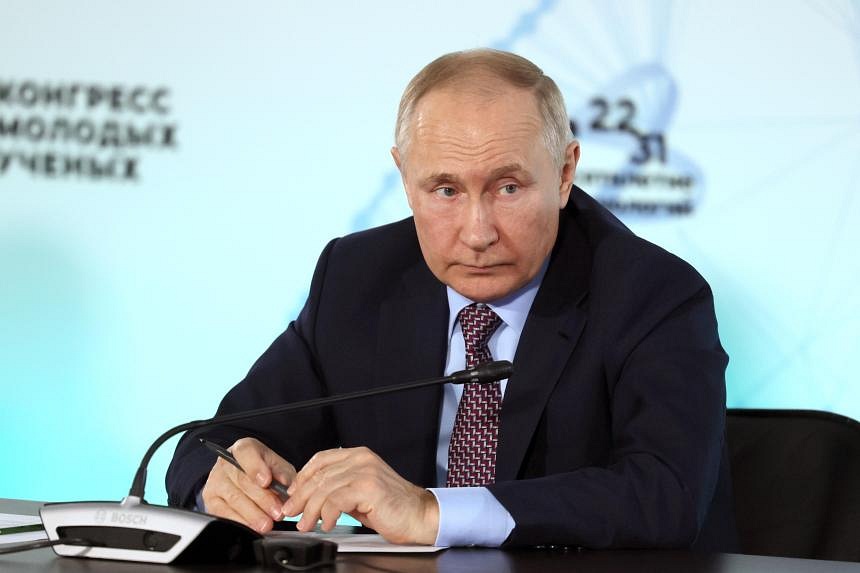 Kremlin says Putin open to talks but US stance on Ukraine makes it ...