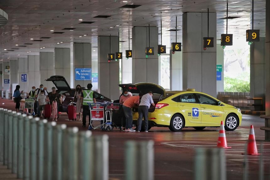 How to Get a Taxi in a Singapore Airport