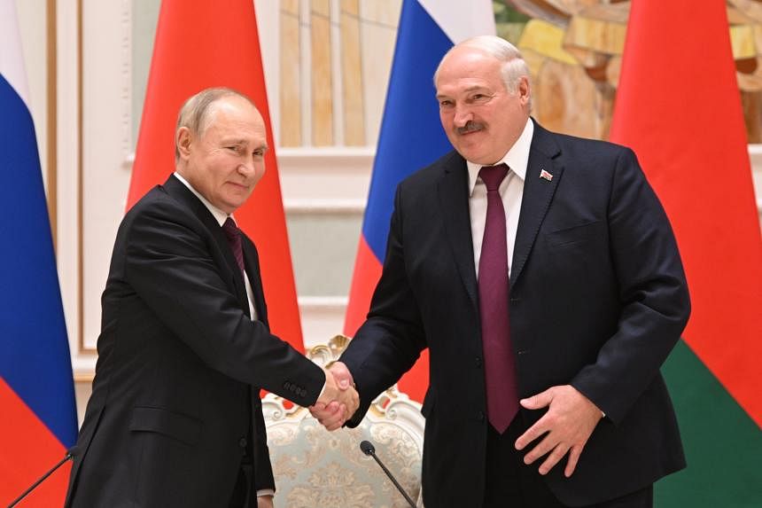 Putin says Russia has 'no interest' in absorbing Belarus