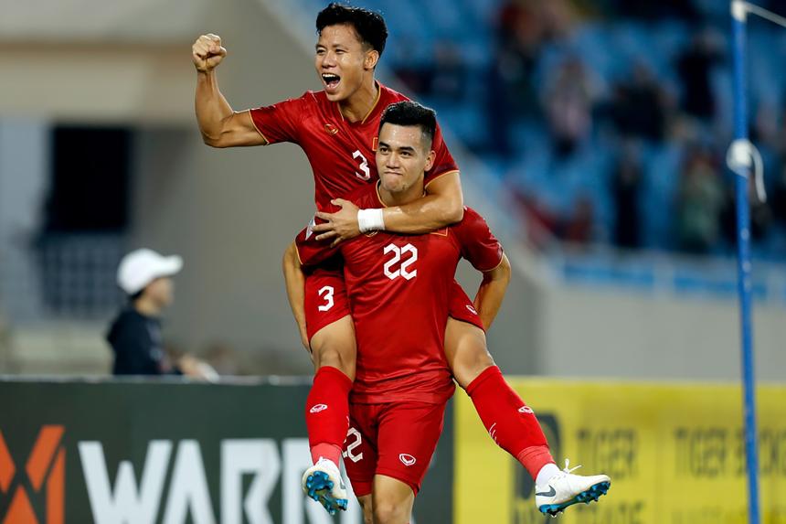 Football: Vietnam show title credentials with 3-0 win over Malaysia