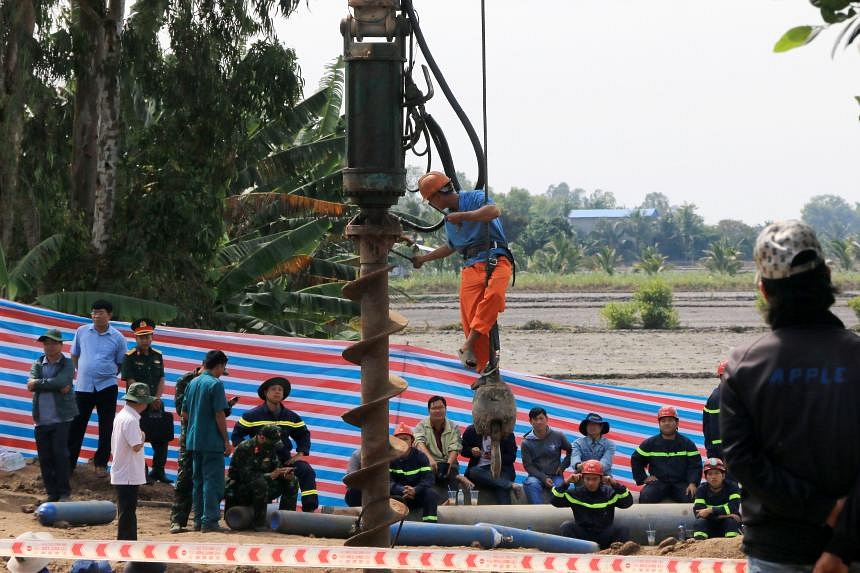 Rescuers Race To Save Vietnamese Boy Trapped In Concrete Pit For Four ...