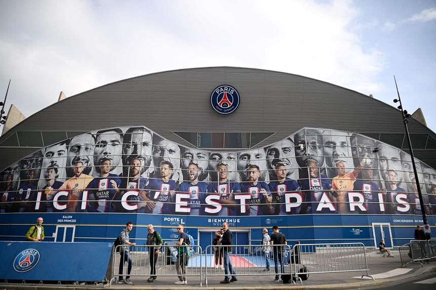 Football: PSG threaten to quit Parc des Princes after city refuses to sell  | The Straits Times