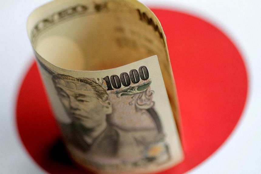 Yen Plunges As Bank Of Japan Sticks To Ultra-low Rates; Down 1.9% ...