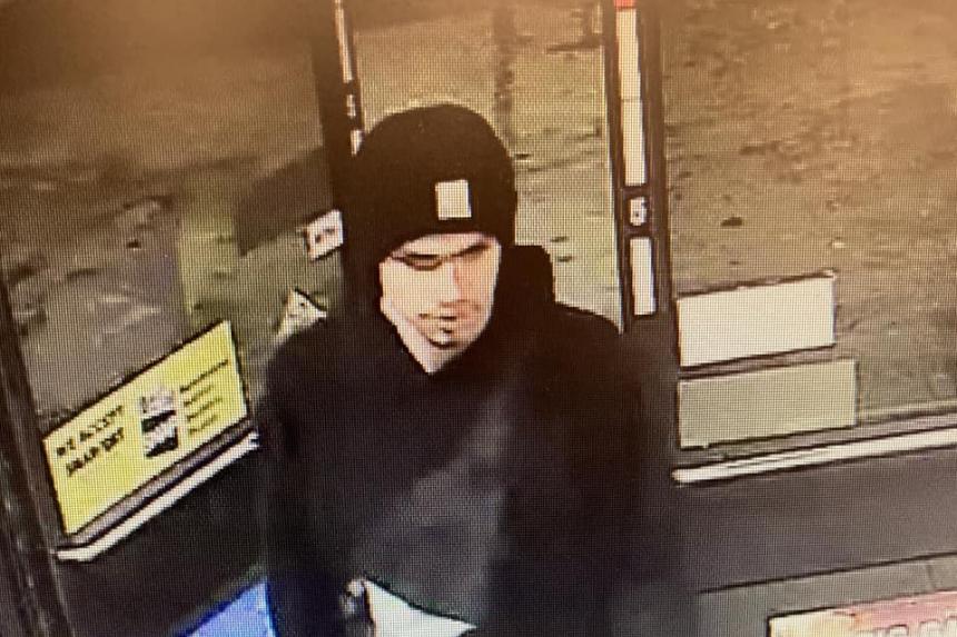 Suspect kills himself after shooting 3 dead at store in Washington