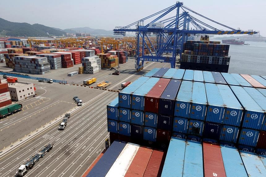 South Korean exports tumble in January on rapidly cooling global demand
