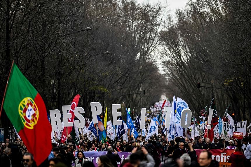 Thousands join latest round of Portuguese teachers' protests | The ...