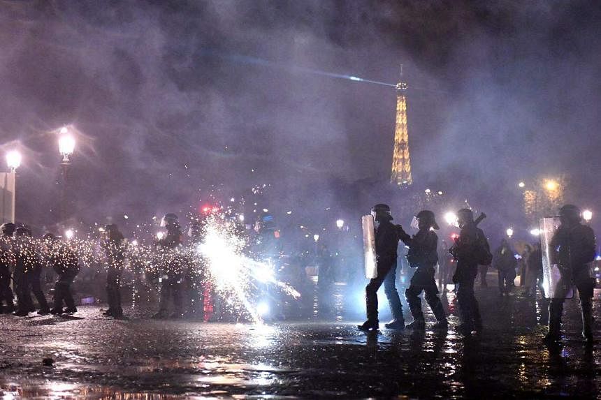 paris tourism strikes