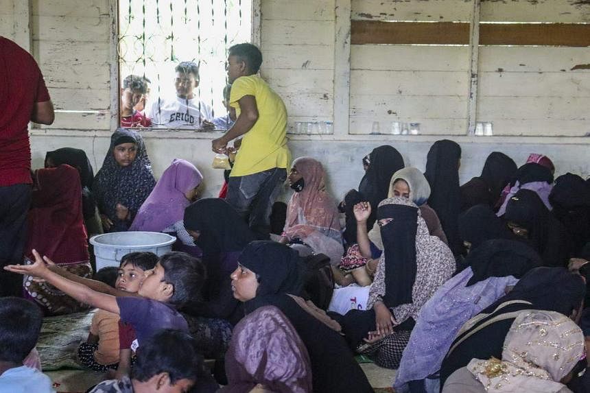 Sekitar 200 pengungsi Rohingya telah mendarat di Indonesia bagian barat