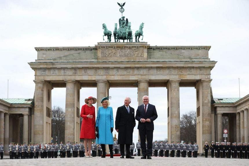 Král Karel navštíví Německo na své první zahraniční cestě jako panovník