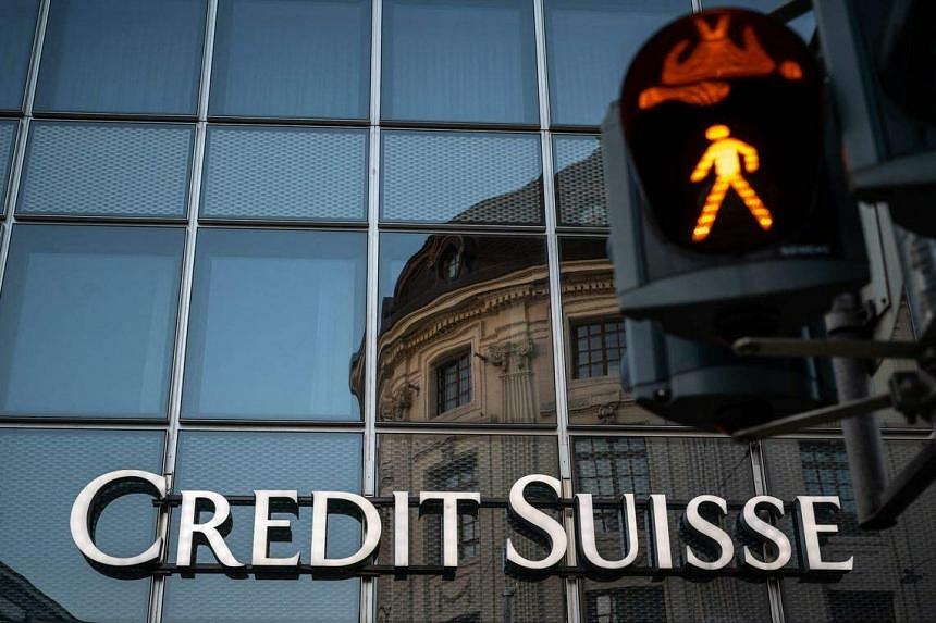 Switzerland cuts bonus payouts for top Credit Suisse management