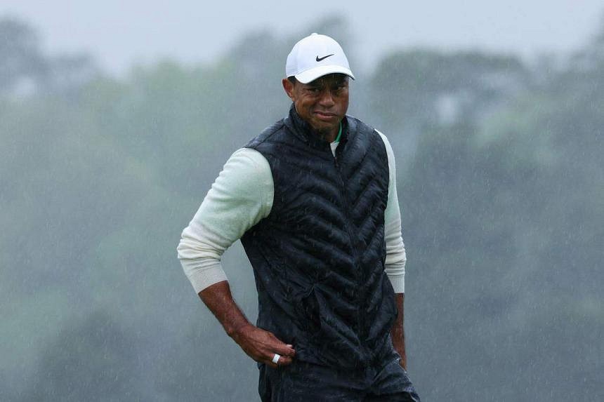 Tiger Woods Withdraws from 2023 Masters Tournament Due to Foot Injury