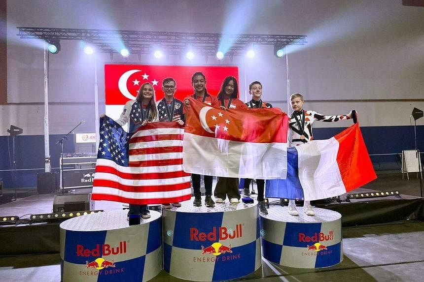 S’pore’s indoor skydivers clinch two golds at FAI World Indoor