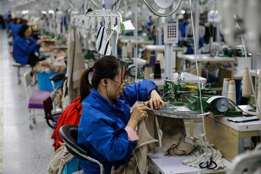 China Industrial Profits Keep Plunging As Prices Drop | The Straits Times