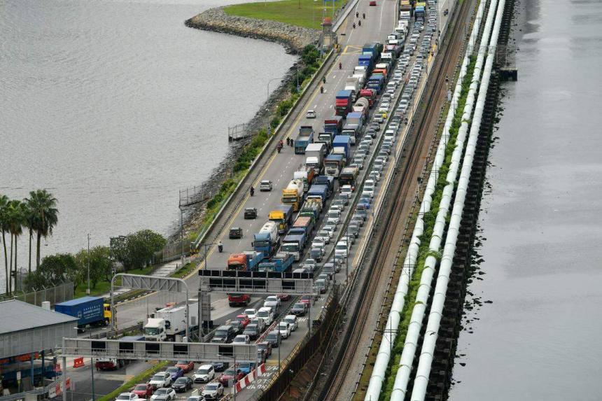 Heavy traffic likely at Woodlands, Tuas checkpoints over Labour Day