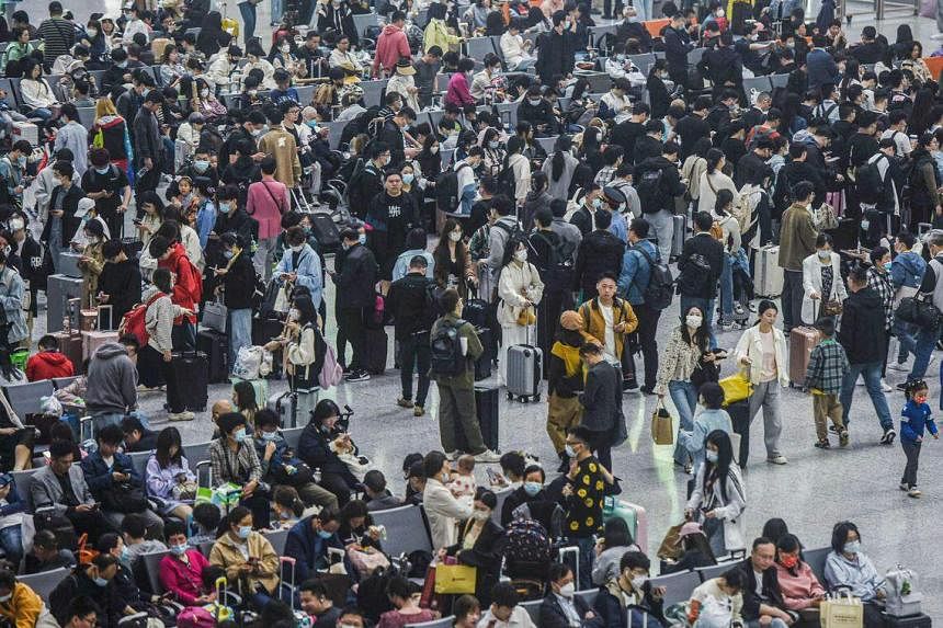 Chinese airlines swamped with cabin crew applicants as travel rebounds