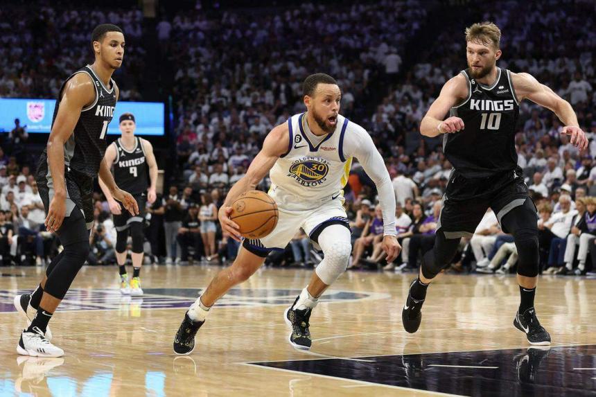 Golden State Warriors star Stephen Curry scores 50 points to beat