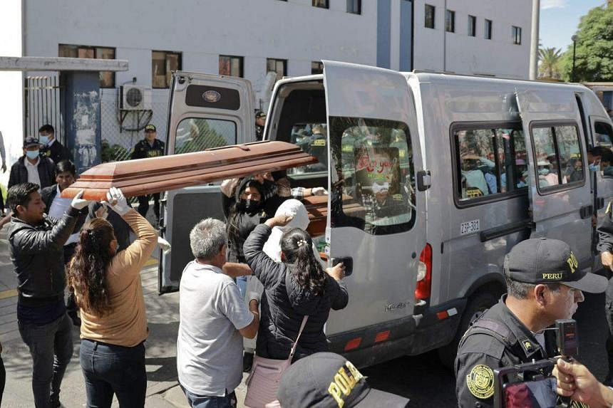 Peru gold mine blaze claims 27 lives