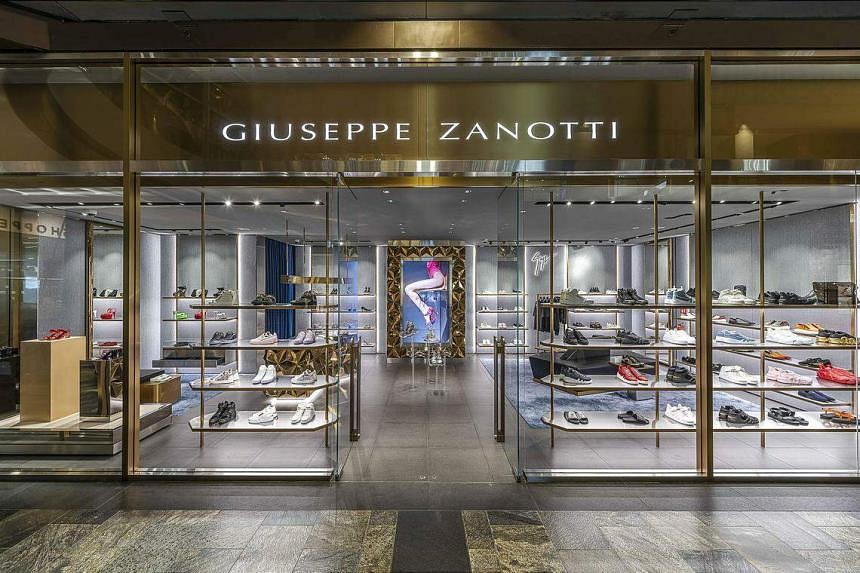 Giuseppe hot sale zanotti out