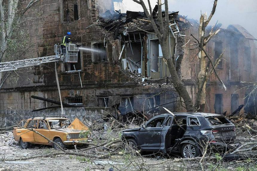 Russia Strikes Ukraine Clinic, Blames Kyiv For Border Attacks | The ...