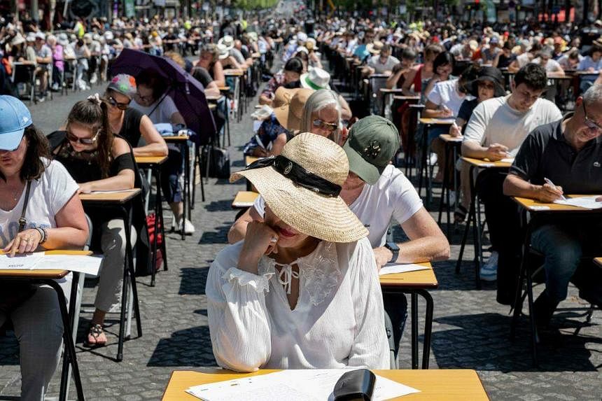 A massive dictation event took over the iconic Champs-Élysées