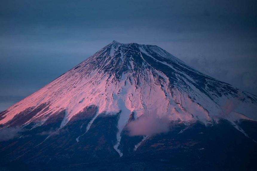 Japanese Officials Call For Mount Fuji Crowd Control 