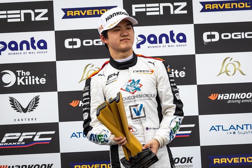 El singapurense Dean Christian Ho consigue su primera victoria en el Campeonato de España de Fórmula 4 de 2023