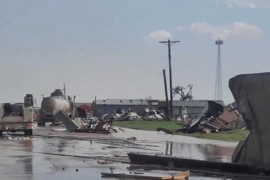 3 Dead, 100 Hurt As Tornado Ravages Texas Town | The Straits Times