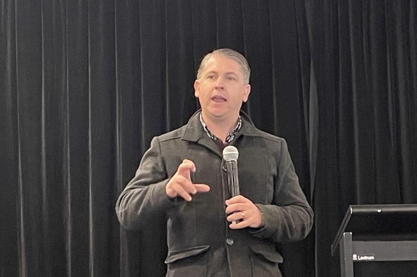 New Zealand government loses third minister before election | The