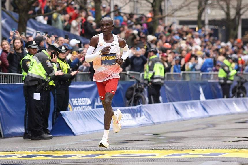Kenyan legend Eliud Kipchoge sets sights on Olympic marathon treble ...