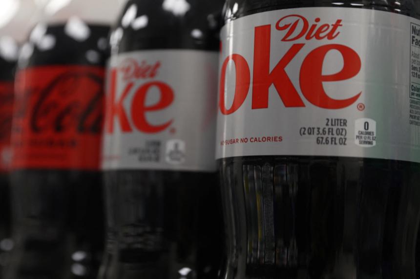 WHO expected to declare artificial sweetener in Diet Coke could