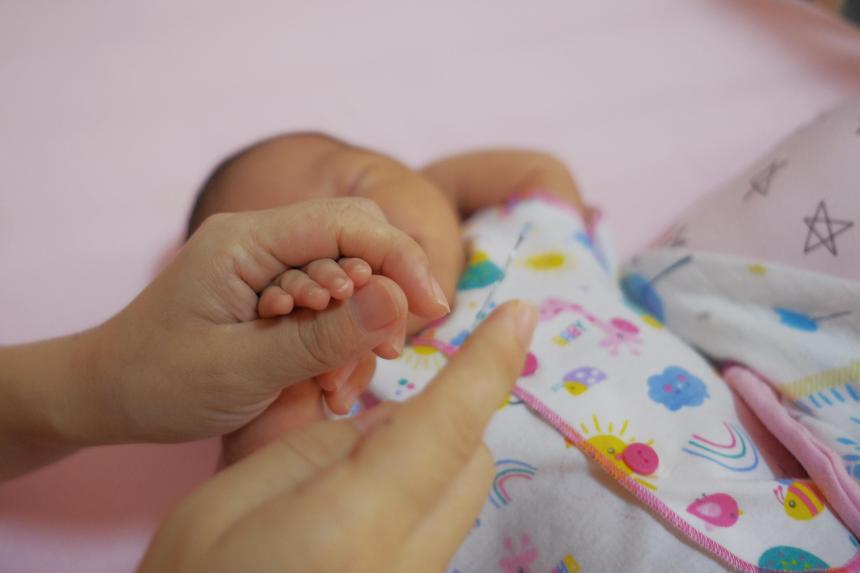 Singapore birth rates hit record low in 2022, along with highest number