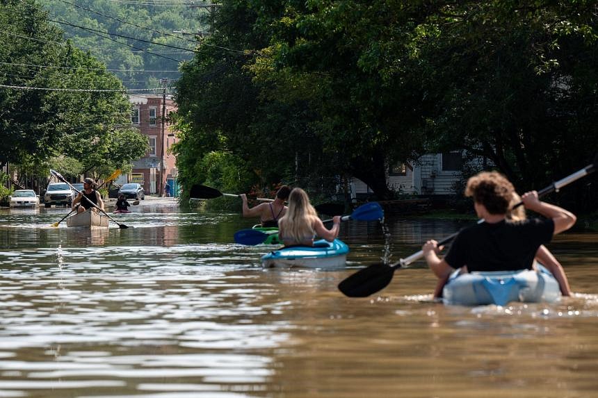 Vermont capital submerged in flood waters with dam on verge of capacity ...