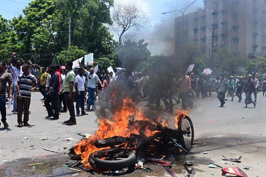 One Dead, Hundreds Injured In Bangladesh Political Clashes | The ...