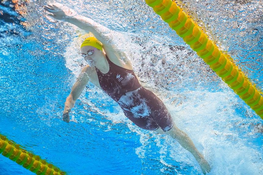 Ariarne Titmus shatters mark to beat Katie Ledecky and win 400m free ...