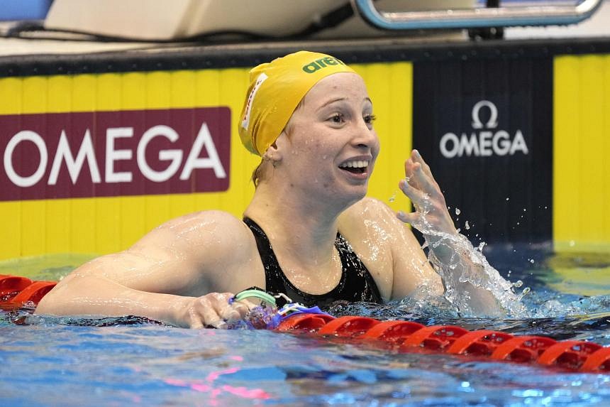 Mollie O’Callaghan wins 200m freestyle world title in world record ...