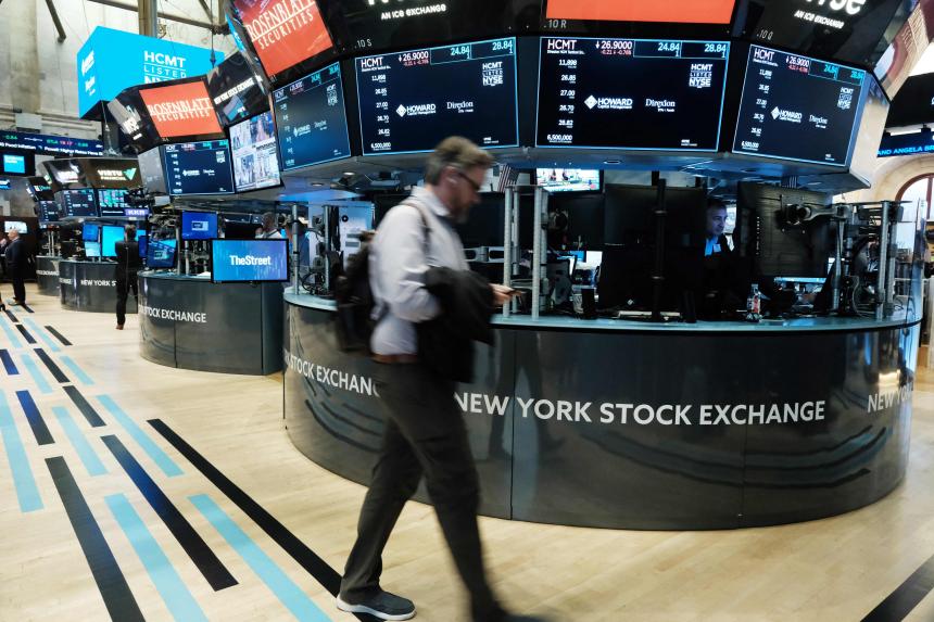 US stocks fall as Dow streak ends at unlucky 13 The Straits Times
