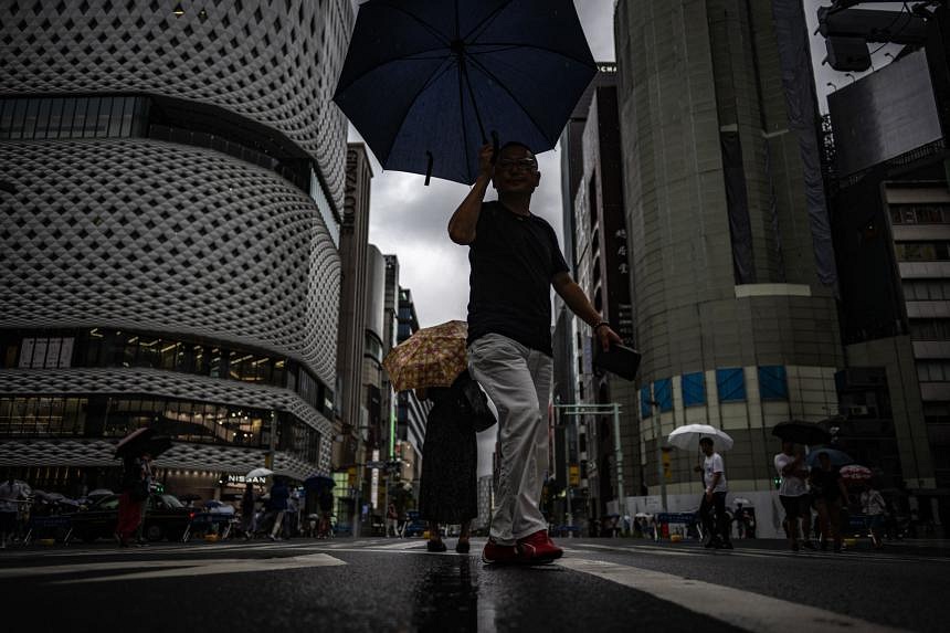 Typhoon Lan Makes Landfall In Japan, Thousands Told To Seek Safety ...